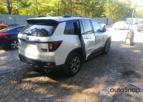 2022 Honda Passport Awd Trailsport из США, поврежденный, VIN 5FNYF8H63NB019529